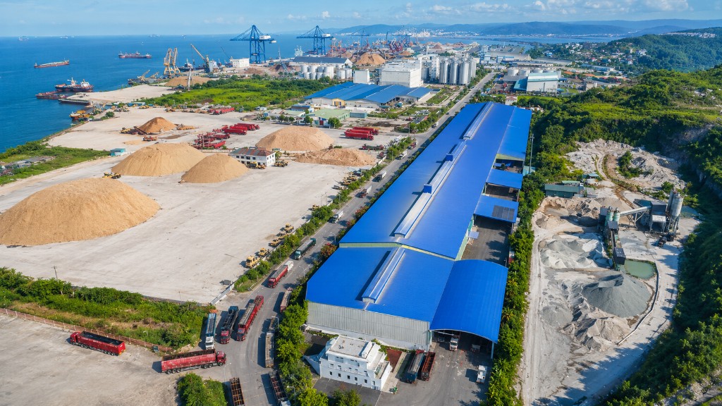 Cai Lan port warehouse